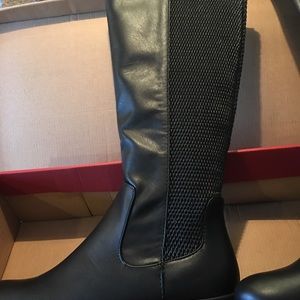 Women’s boots